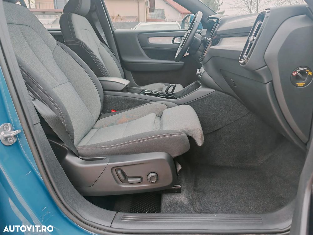 Volvo XC 40 T4 Recharge DKG Ultimate Bright - 16