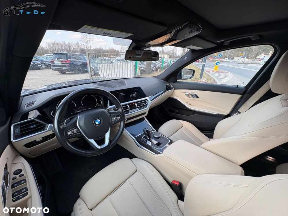 BMW Seria 3 330i GPF M Sport Shadow sport - 26