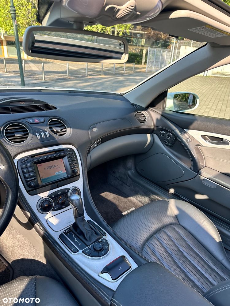 Mercedes-Benz SL 55 AMG - 22