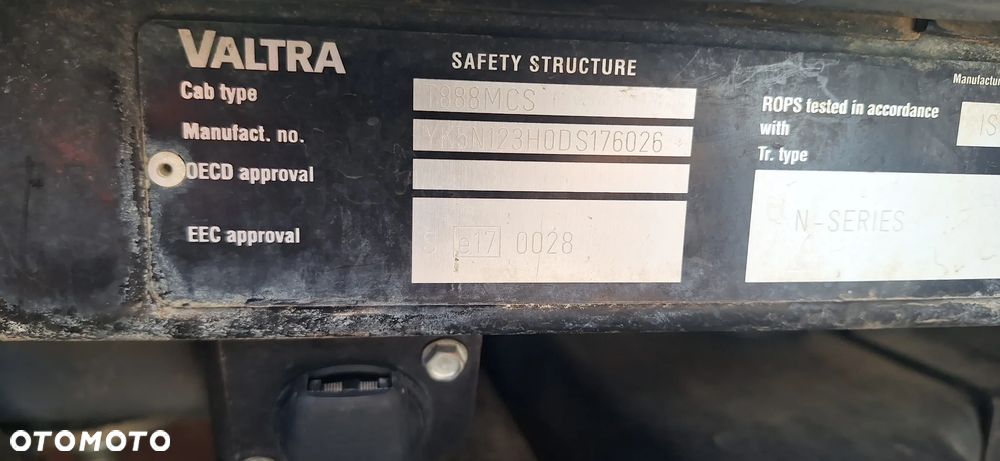 Valtra N123 - 19