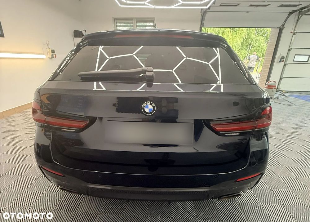 BMW Seria 5 530d xDrive mHEV M Sport sport - 8