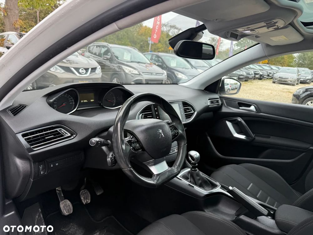 Peugeot 308 1.6 e-HDi Active S&S - 23
