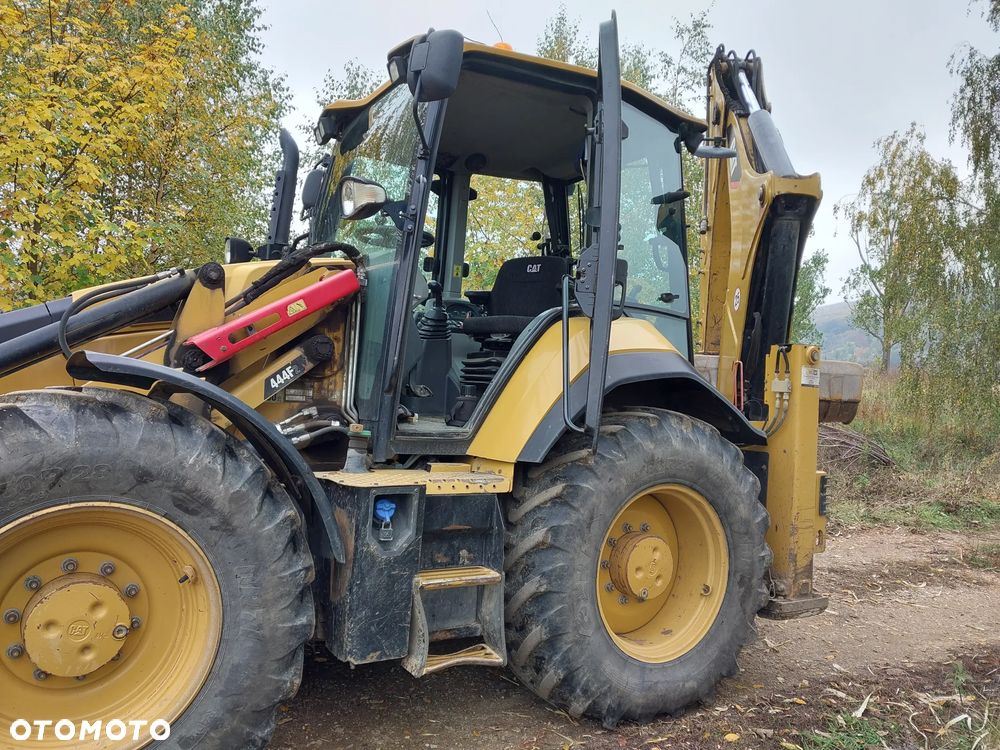 Caterpillar 444F2 - 1
