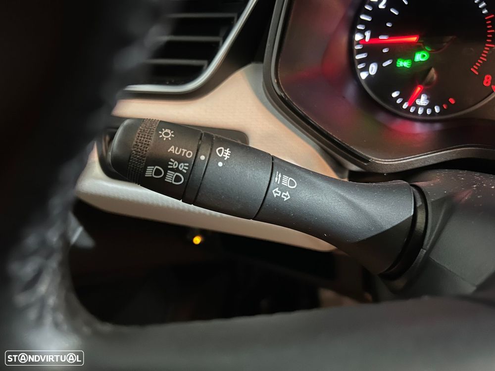 Renault Clio 1.0 TCe Limited Bi-Fuel - 31