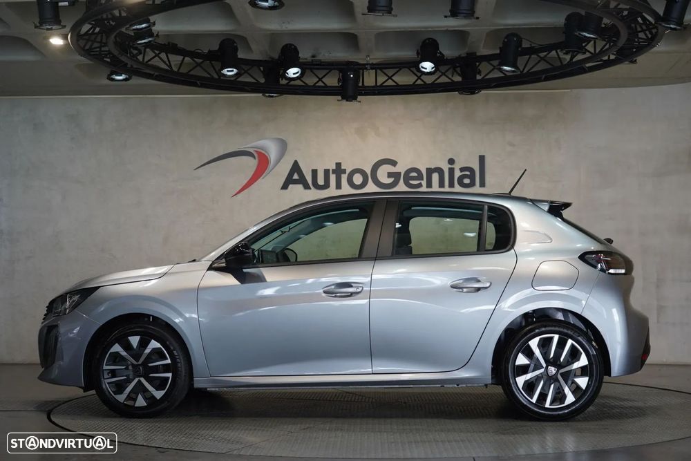 Peugeot 208 - 5