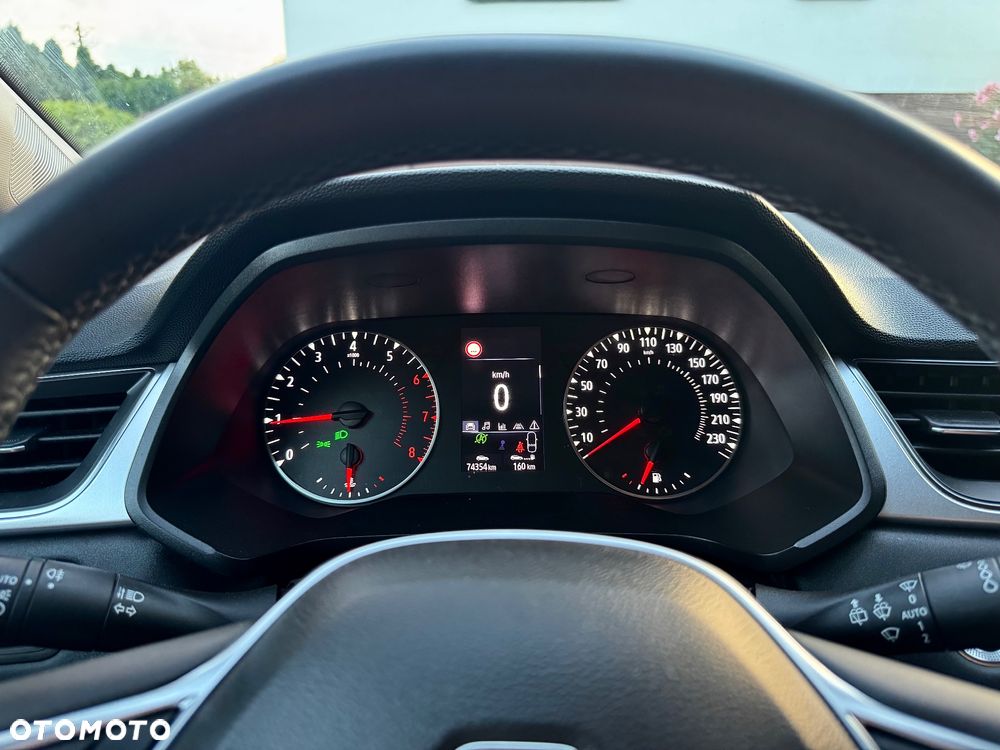 Renault Captur TCe 100 INTENS - 22