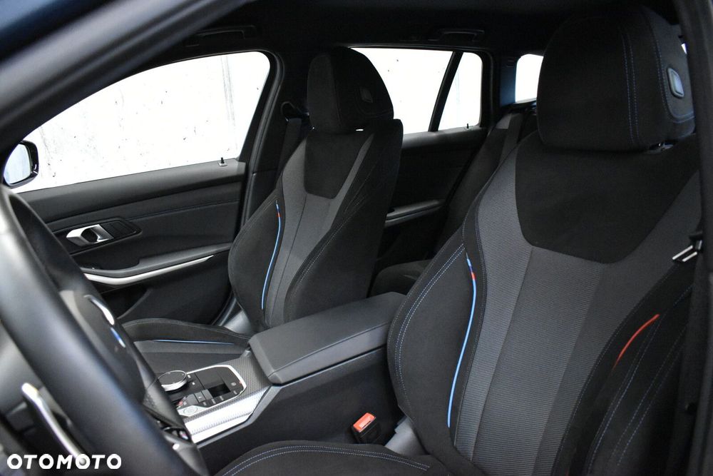 BMW Seria 3 330i M Sport sport - 9