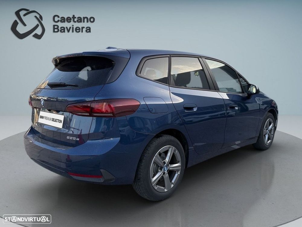 BMW 225xe Active Tourer - 4