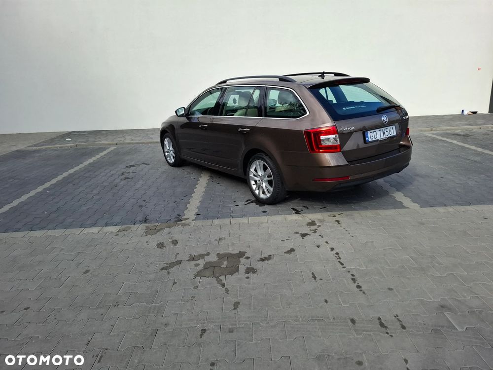 Skoda Octavia 1.6 TDI Ambition DSG - 15