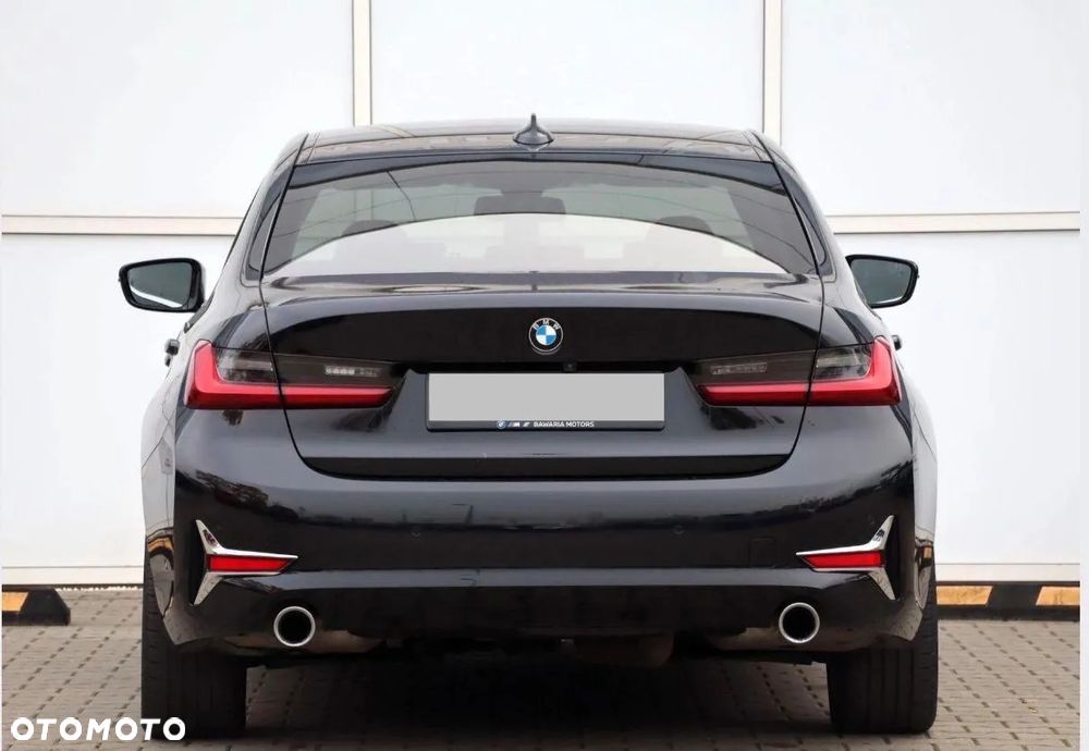 BMW Seria 3 320d Luxury Line - 3