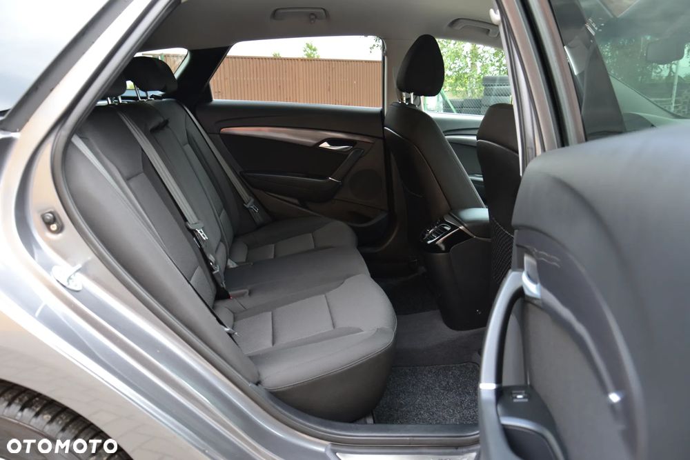 Hyundai i40 Kombi blue 1.7 CRDi DCT Premium - 33