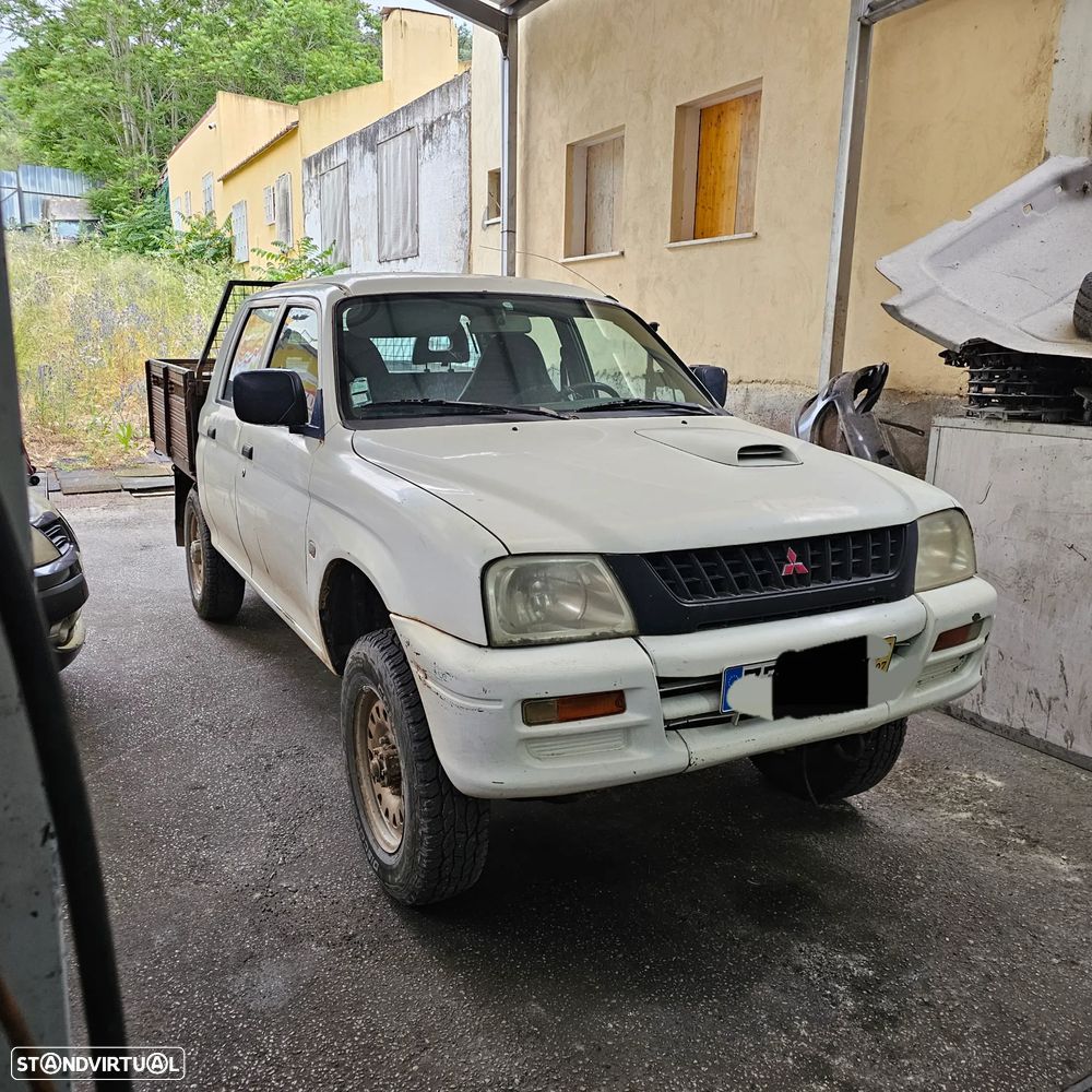 Mitsubishi L200 2.5 TD St Eleg Full Box - 17