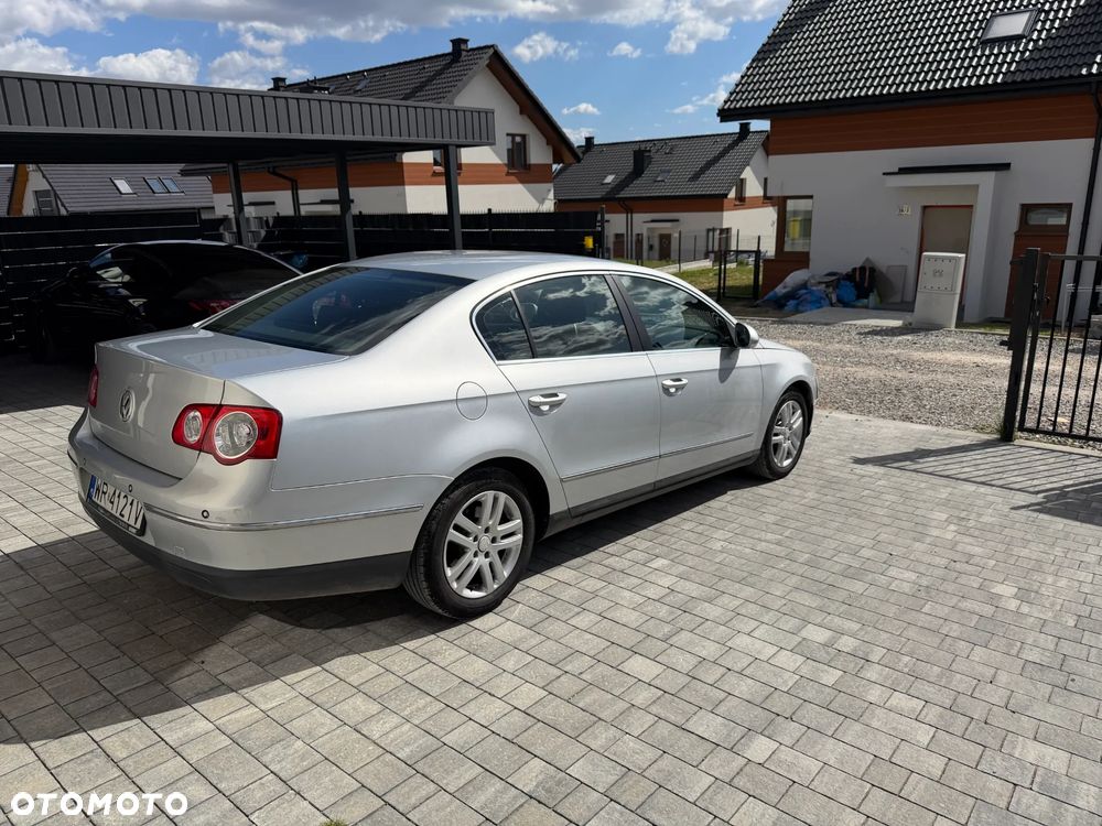 Volkswagen Passat 2.0 FSI Automatik Comfortline - 6