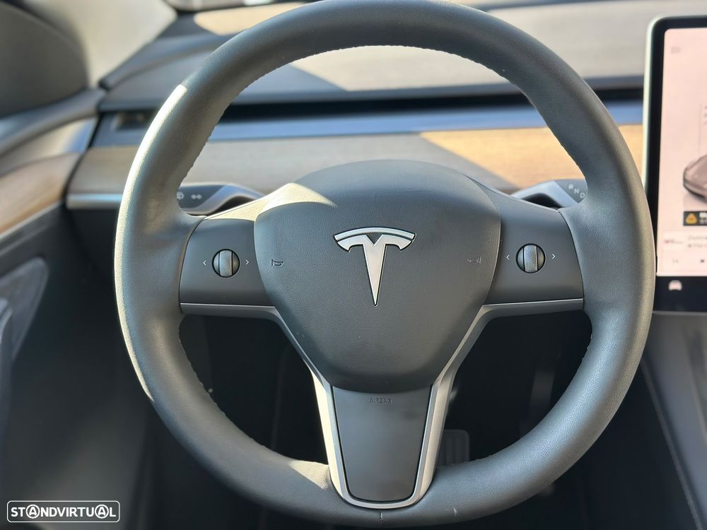 Tesla Model Y Long Range Tração Integral - 20
