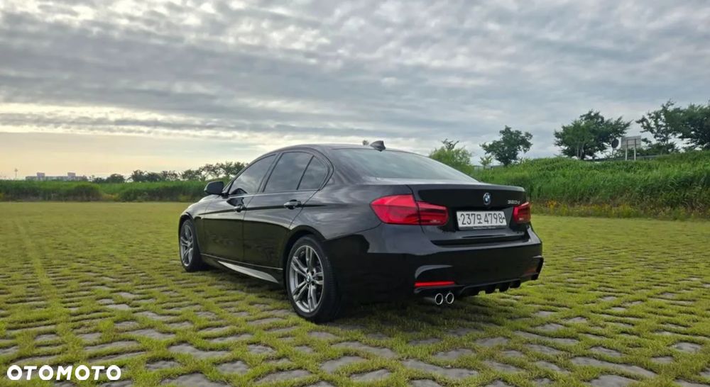 BMW Seria 3 320d Edition M Sport Shadow - 4