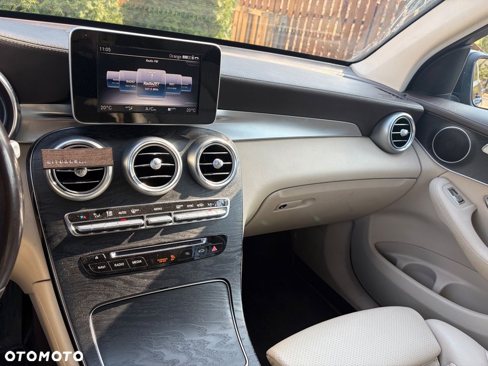 Mercedes-Benz GLC - 19