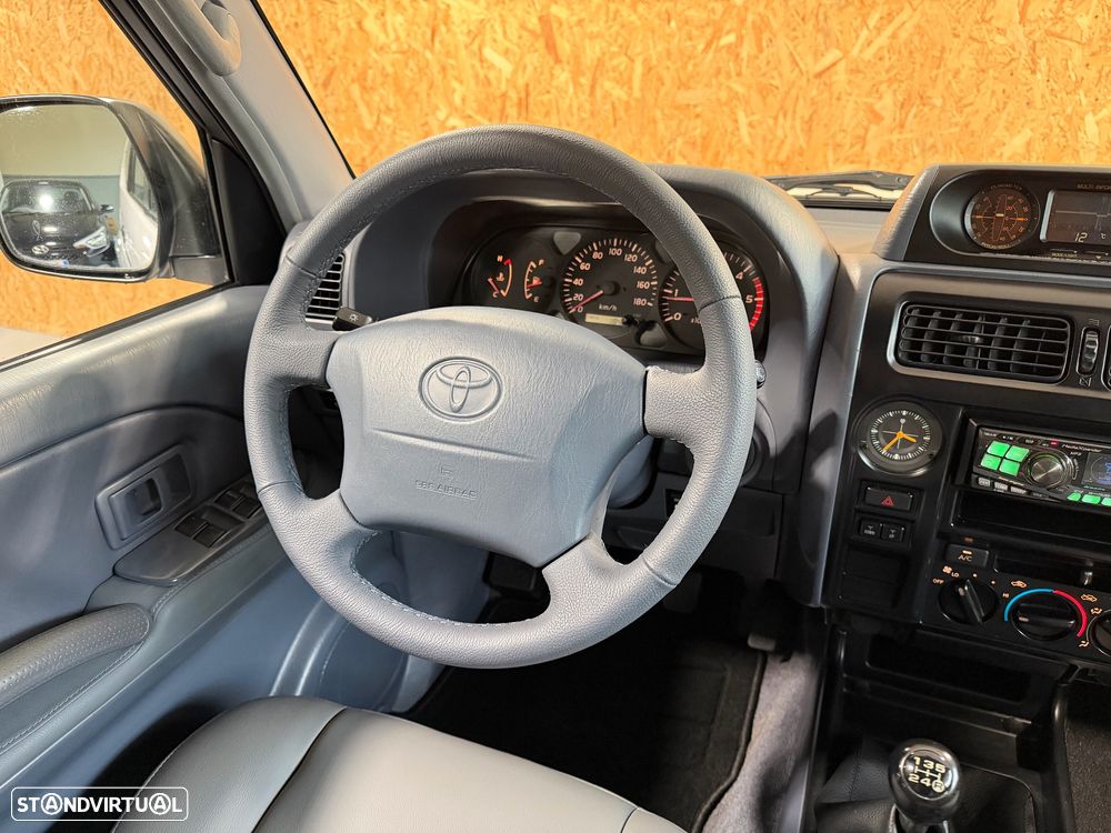 Toyota Land Cruiser 3.0 TD Pack 2 - 13