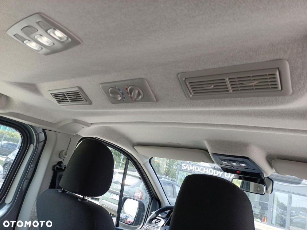 Renault trafic - 22