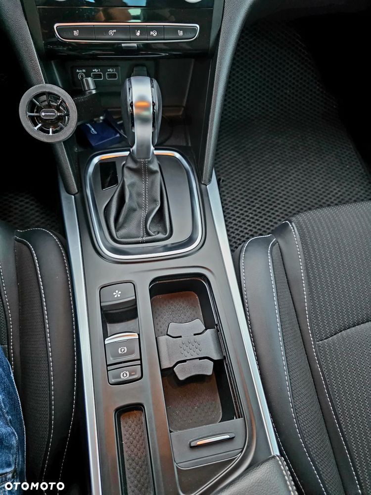 Renault Megane 1.3 TCe Intens EDC - 23