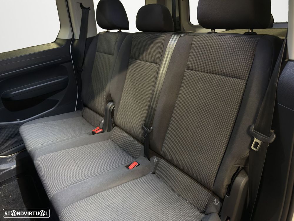VW Caddy 2.0 TDI DSG - 15