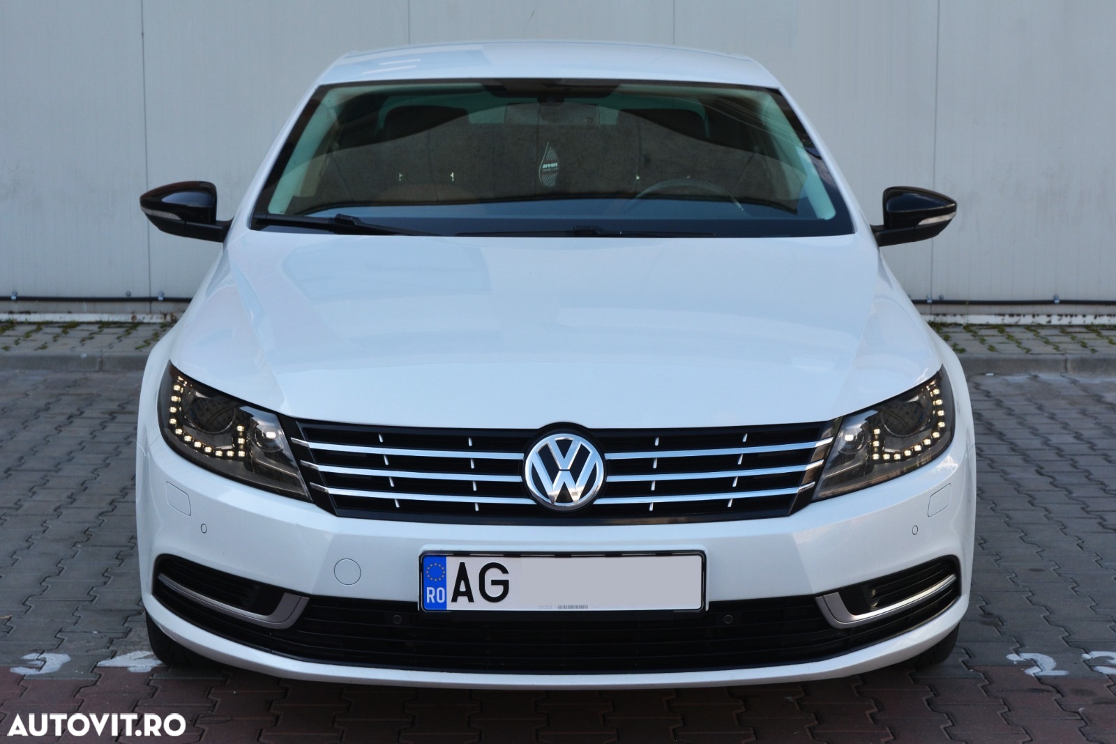 Volkswagen Passat CC 2.0 TDI 4Motion BlueMotion Technology DSG - 2