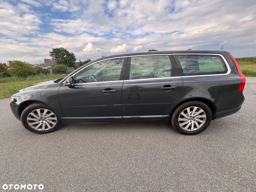 Volvo V70 T4 Dynamic Momentum - 4