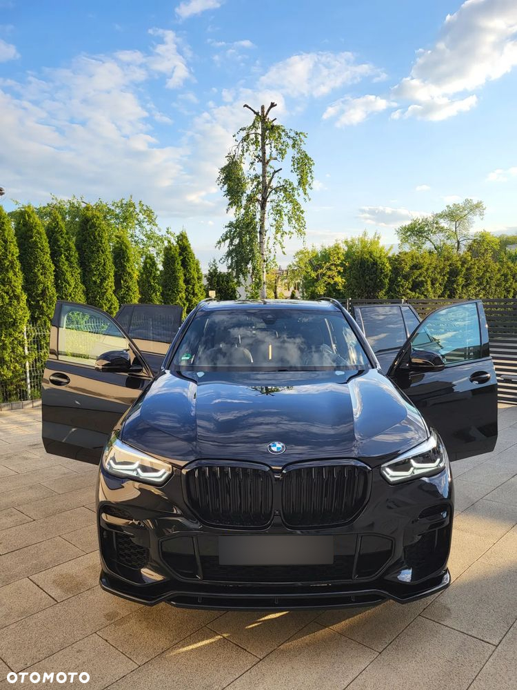 BMW X5 M M50i - 23