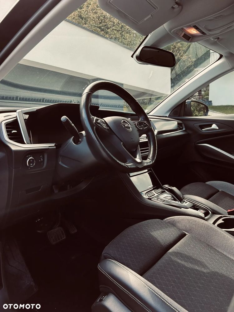 Opel Grandland 1.2 T Business Elegance S&S - 5