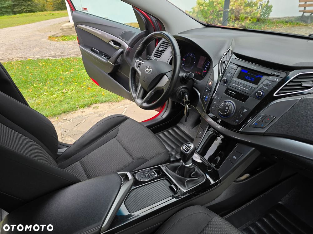 Hyundai i40 Kombi 1.7 CRDi Style - 34