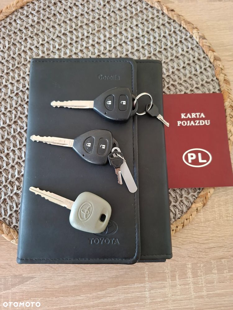 Toyota Corolla 1.6 VVT-i Luna - 17