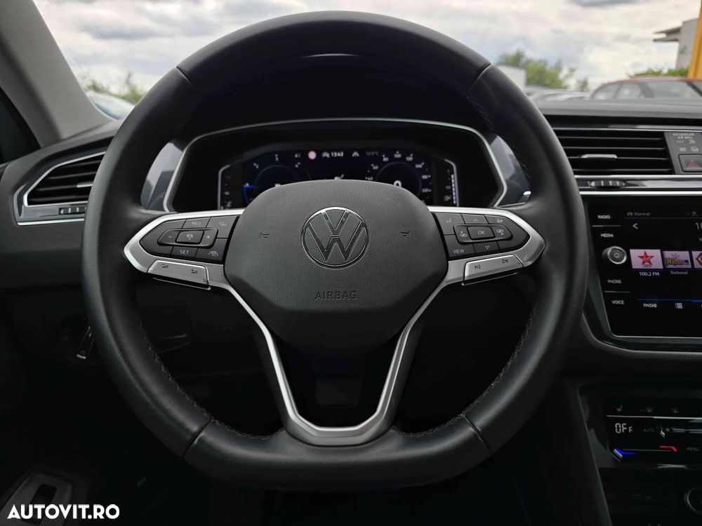 Volkswagen Tiguan - 16