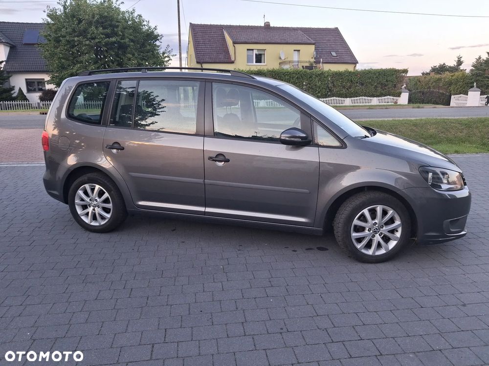 Volkswagen Touran 1.2 TSI STYLE - 31