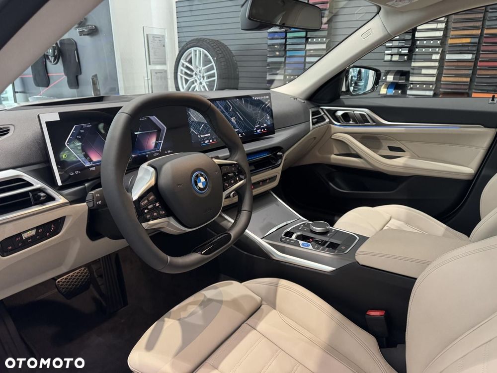 BMW i4 - 5