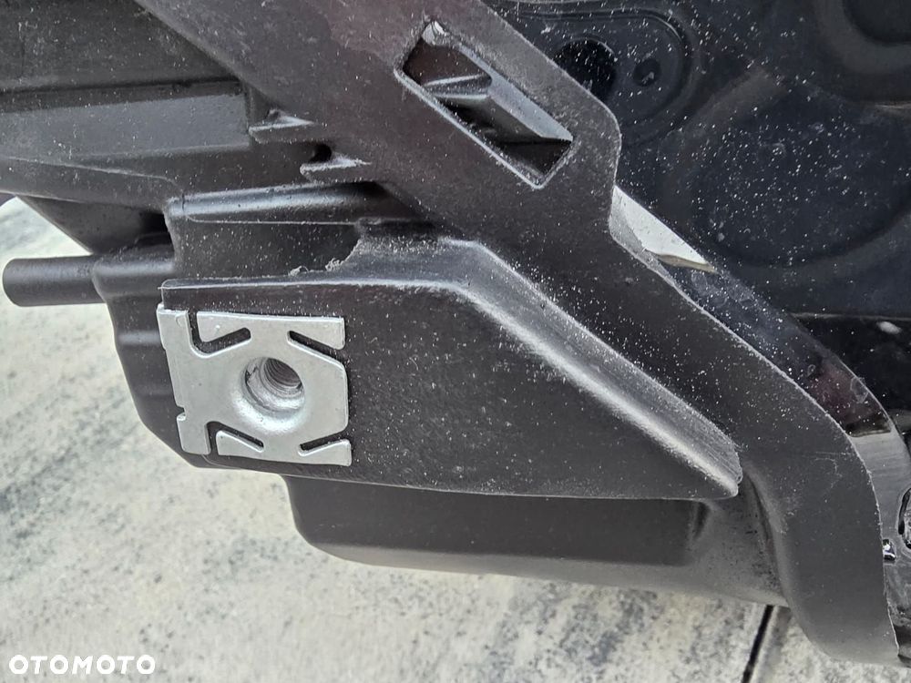 vw golf viii 8 r lampa prawa przód full led matrix iq light 5h1941060ac - 9