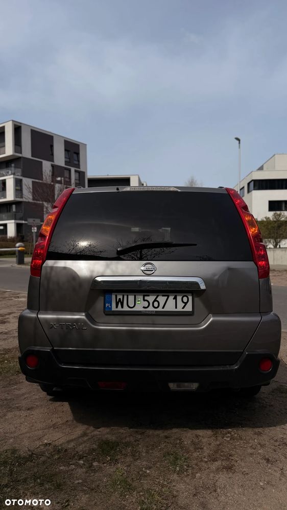 Nissan X-Trail 2.0 dCi LE - 11