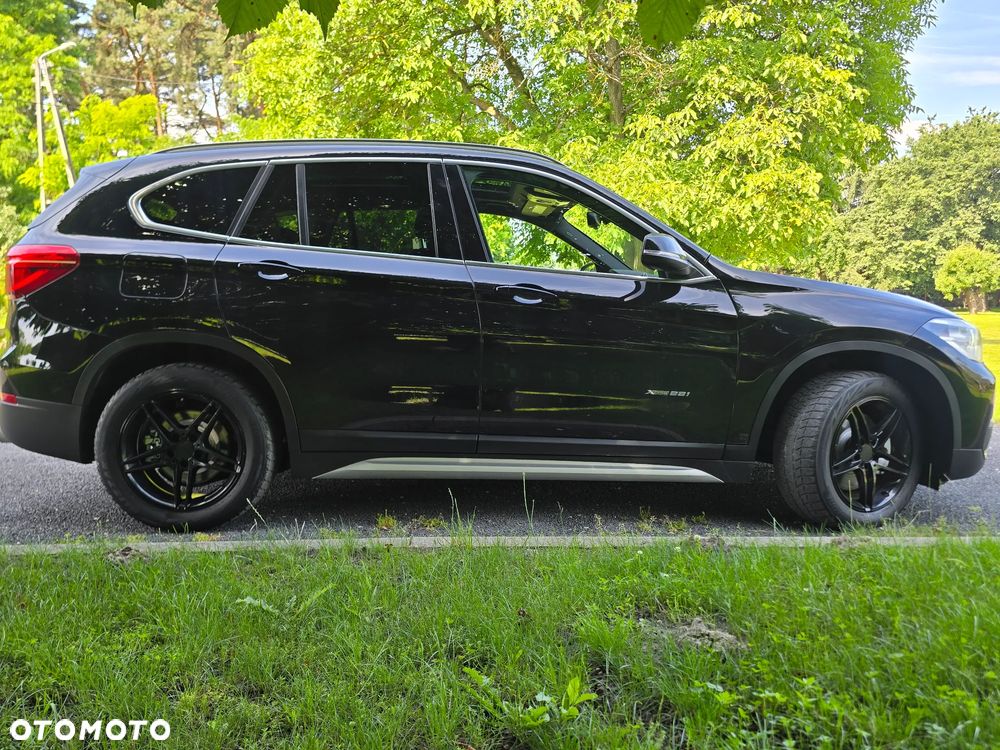BMW X1 xDrive25i GPF Sport Line - 5