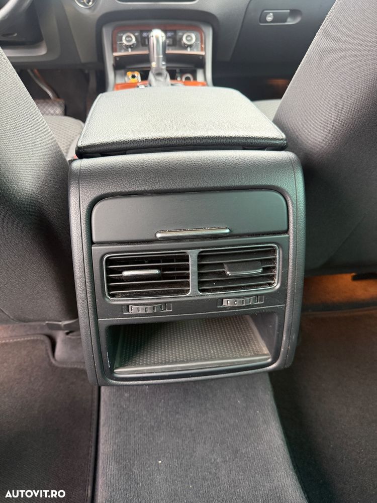 Volkswagen Touareg 3.0 V6 TDI BMT - 33