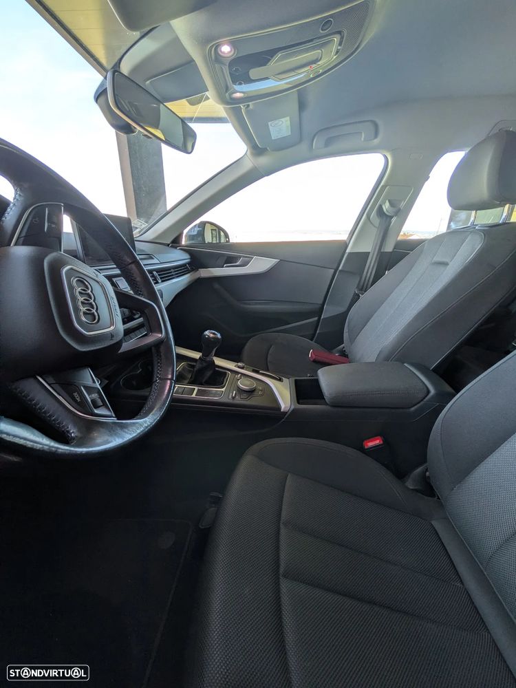 Audi A4 Avant 2.0 TDI Advance - 8
