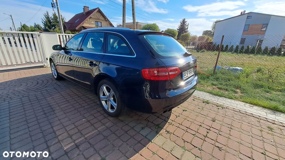 Audi A4 Avant - 10
