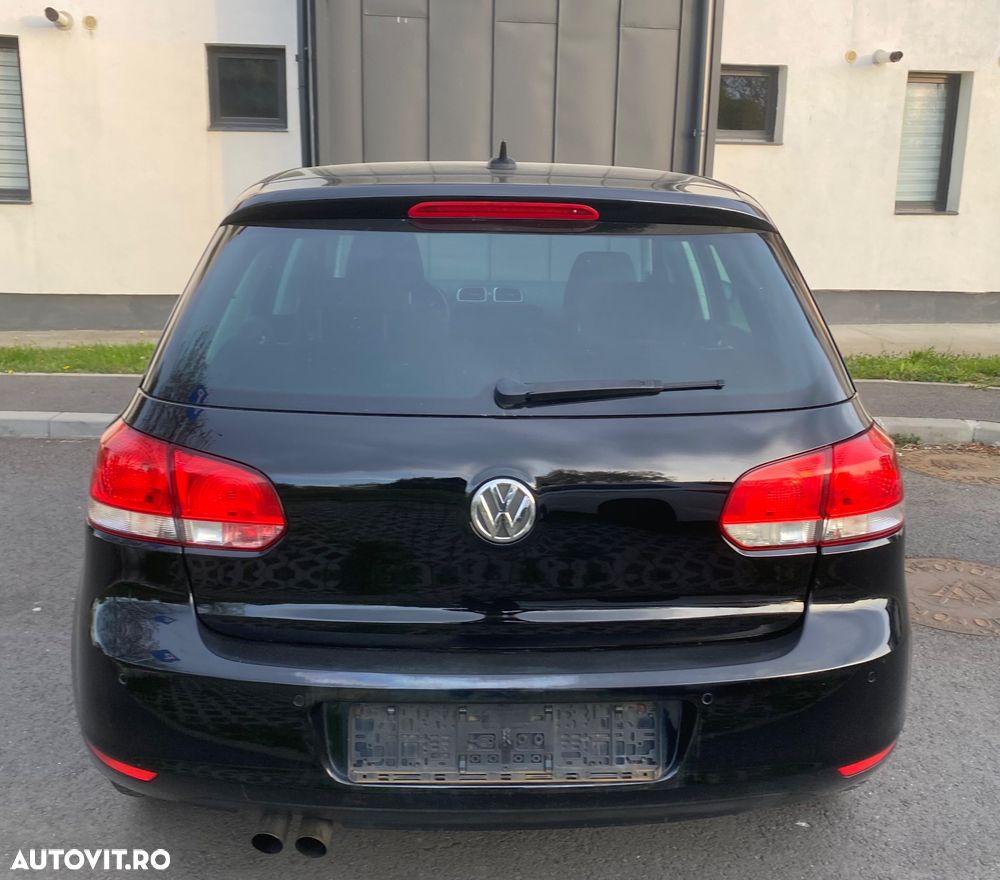 Volkswagen Golf 2.0 TDI DPF Highline - 5