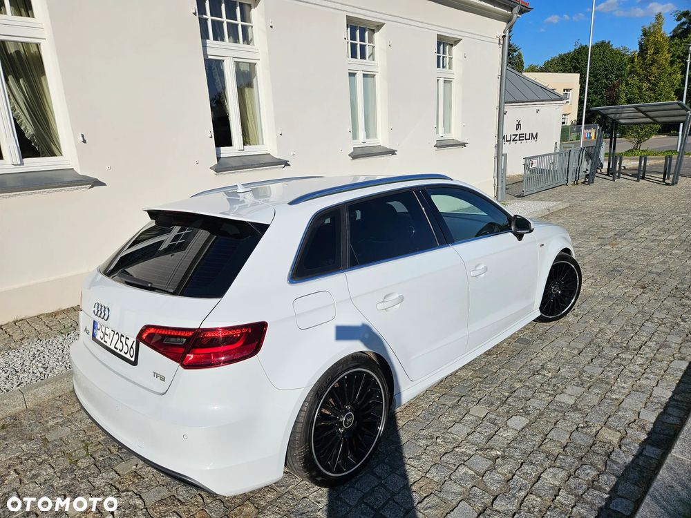 Audi A3 Sportback 1.8 TFSI Ambiente S tronic - 3