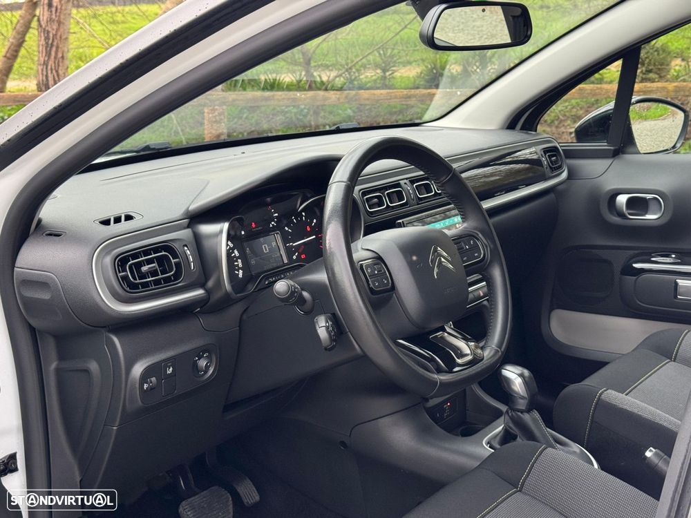 Citroën C3 1.2 PureTech Shine EAT6 - 19