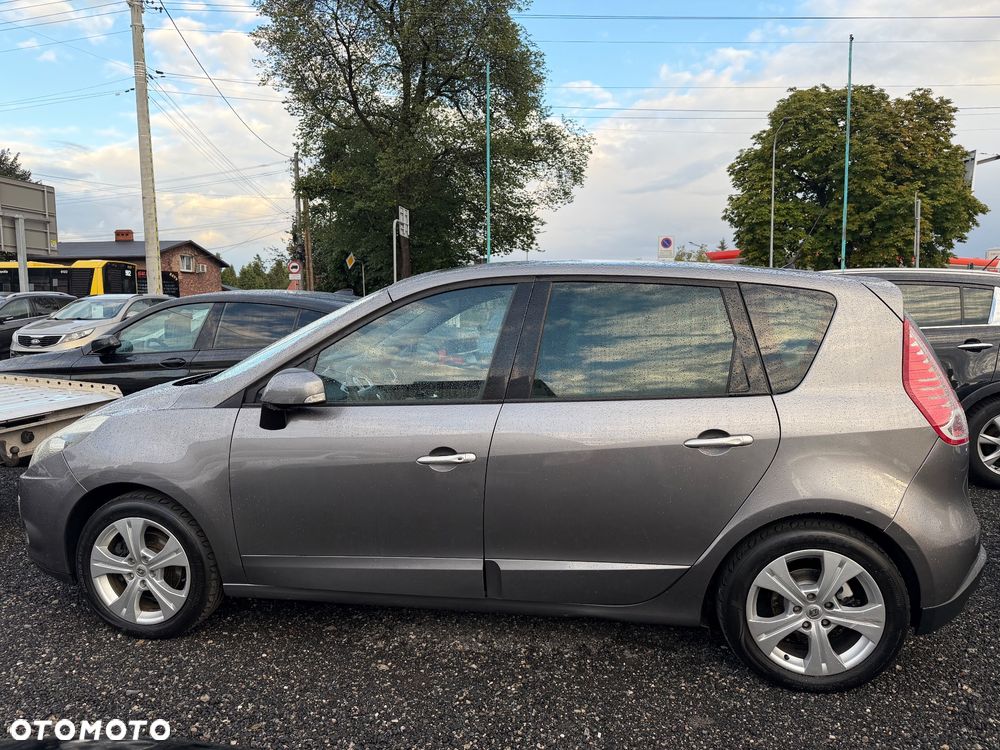 Renault Scenic 2.0 16V Privilege CVT - 4