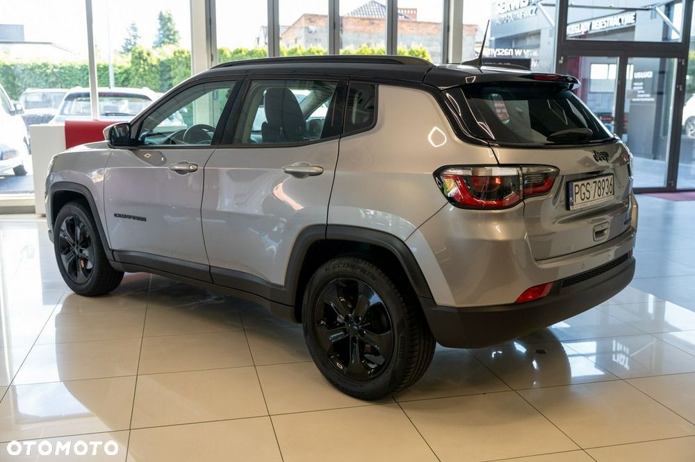 Jeep Compass 1.4 TMair Night Eagle FWD S&S - 6