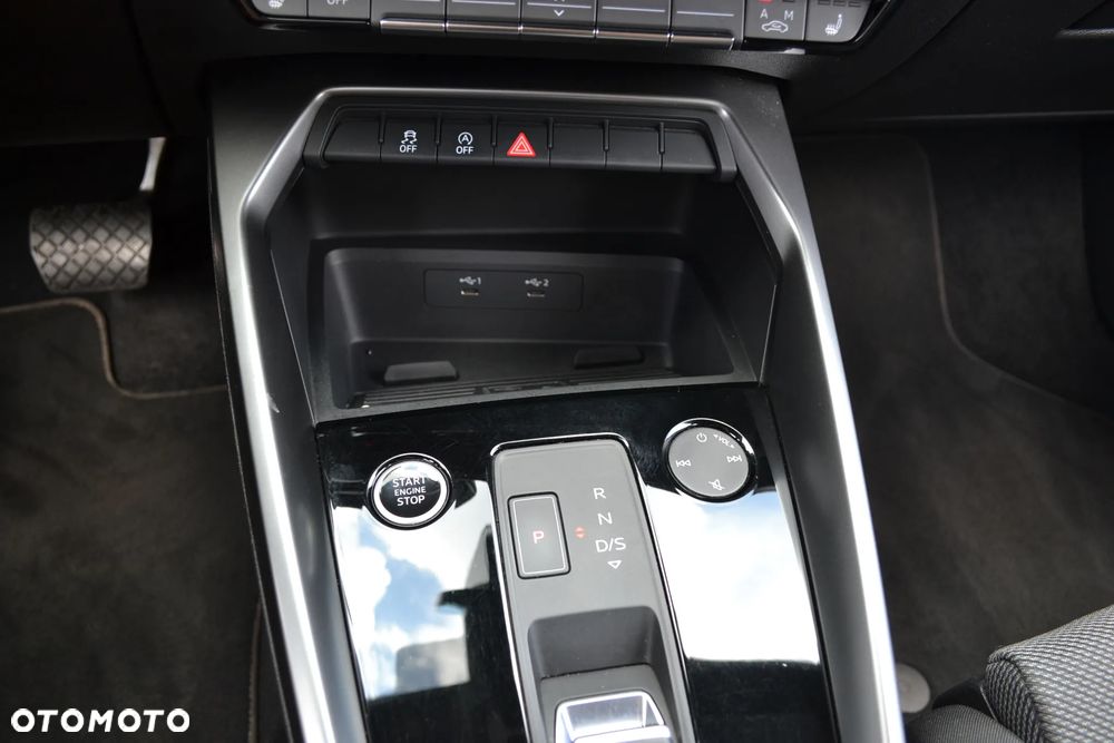 Audi A3 Sportback 35 TFSI Sport S tronic - 17