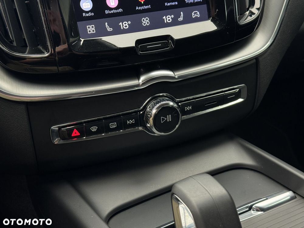 Volvo XC 60 B4 B Core - 26