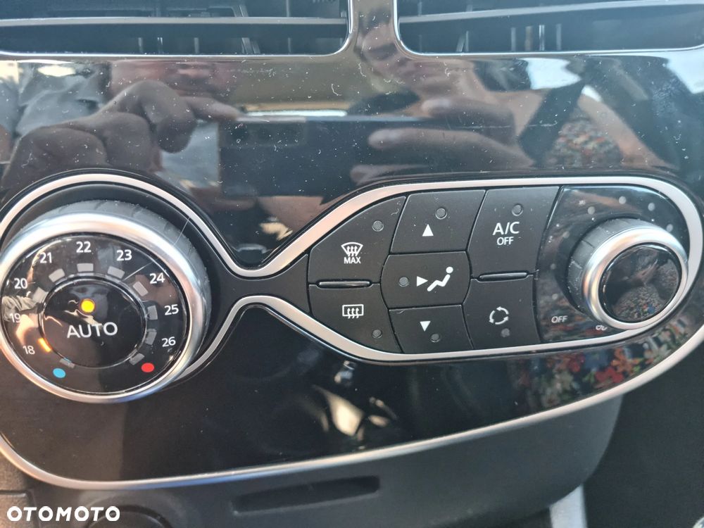 Renault Clio 1.5 dCi Energy Limited EU6 - 9