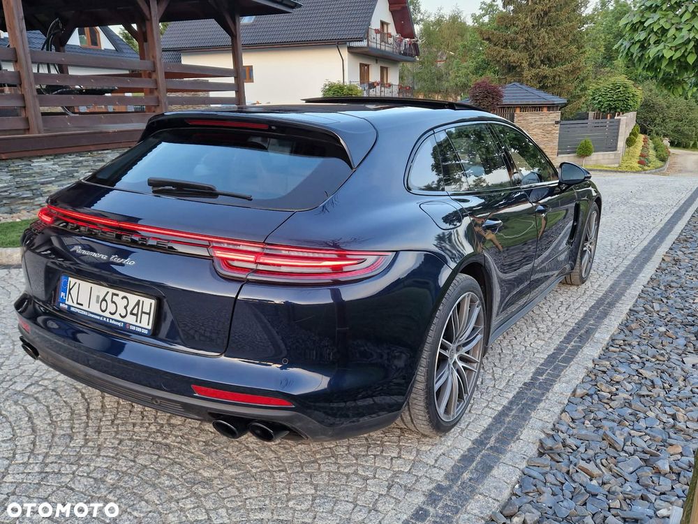 Porsche Panamera Turbo - 22