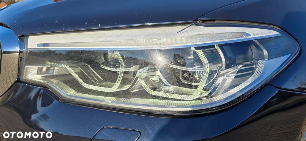 BMW Seria 5 520d Luxury Line sport - 27