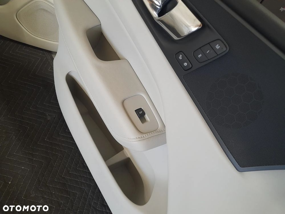 Fotele kanapa boczki komplet Volvo xc60 II inscription 2019R uk - 13